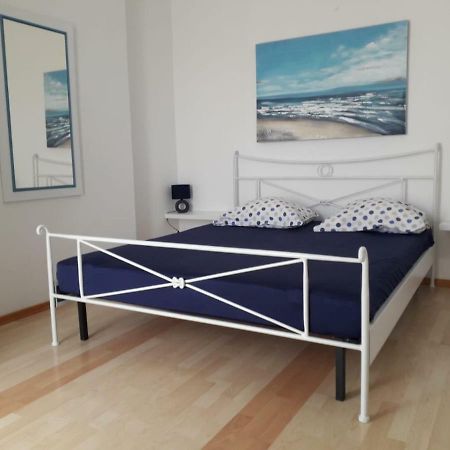 Lana Apartments Трогир Екстериор снимка