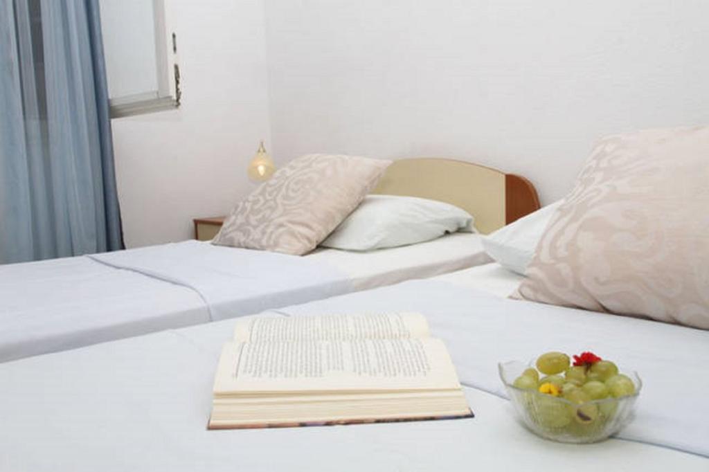 Lana Apartments Трогир Екстериор снимка